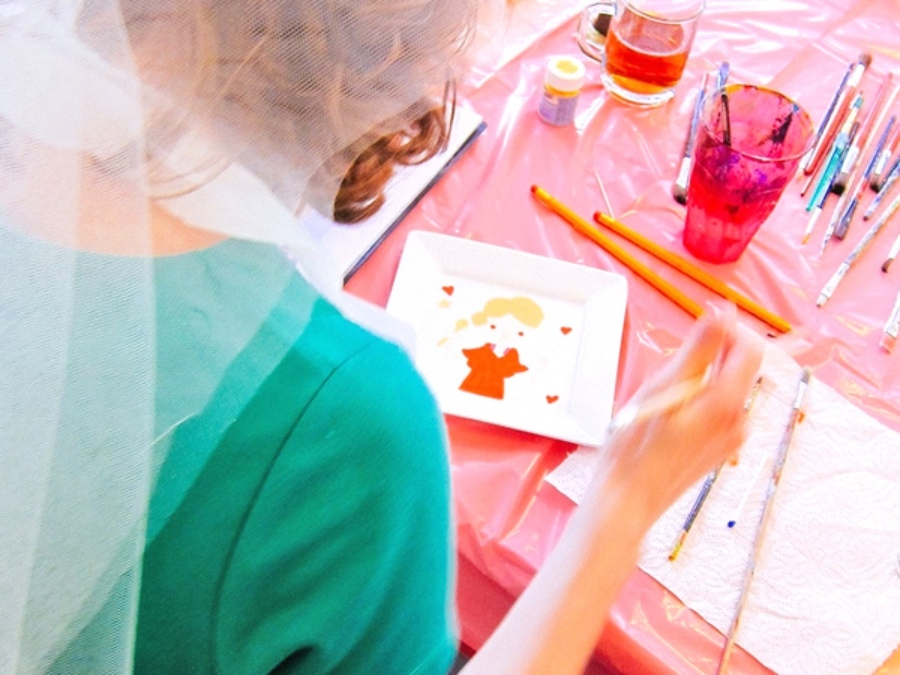 Servies Stippen Bedrijfsuitje
