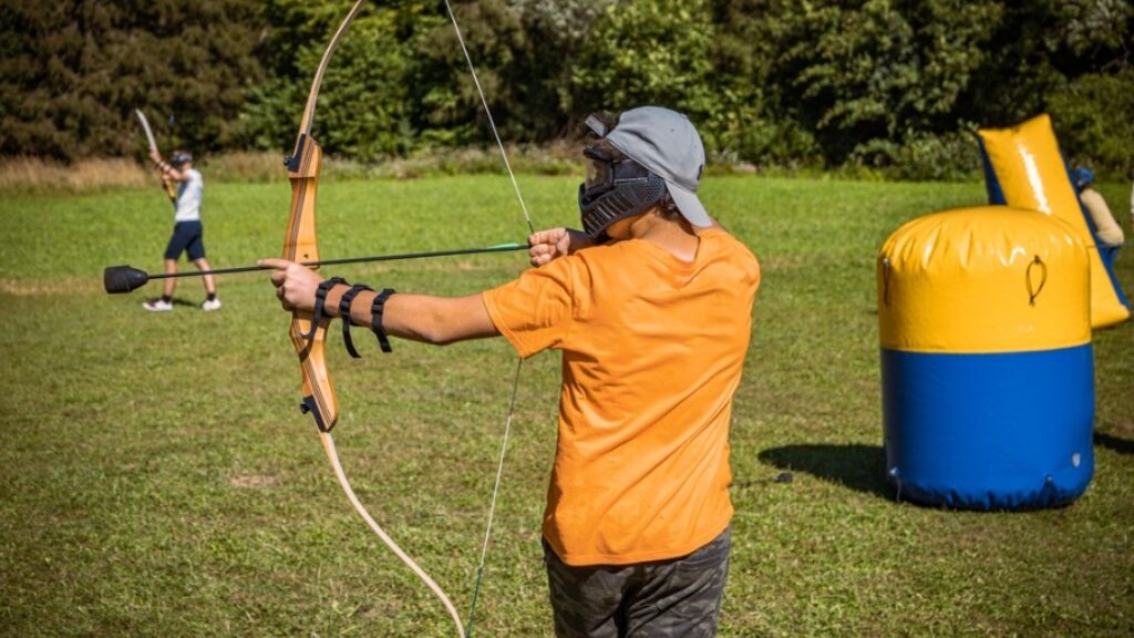 Archery Tag Het leukste bedrijfsuitje FEMZ