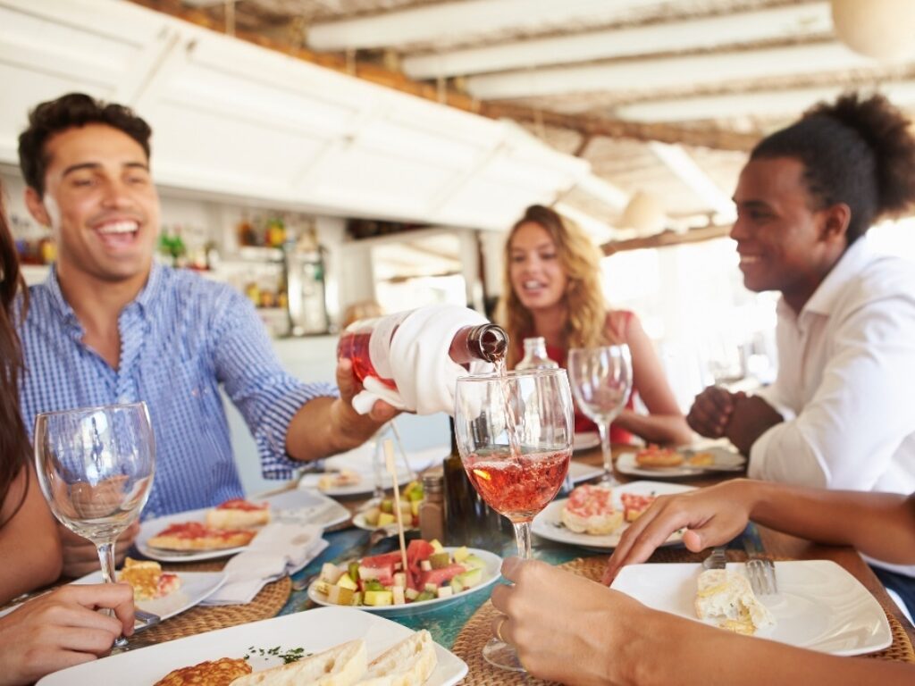 Walking Mystery Dinner FEMZ